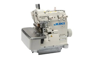 Máquina overlock industrial JUKI MO-6743DA-1D640H de alta velocidad con cabezal semiseco, 3 agujas y puntada de seguridad para telas medianas y pesadas (ancho de sobrehilado de 3,2 mm)