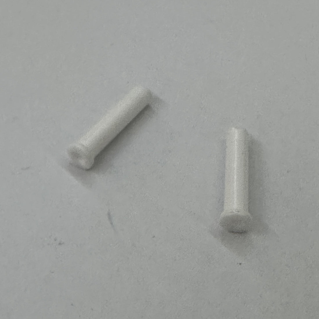 JUKI 13102900 Large Thread Guide, photo 1 of 6